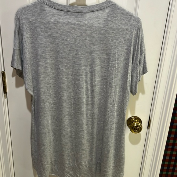 SINGLE Los Angeles‎ women’s snake print lightweight tunic. Size medium. - Picture 4 of 5